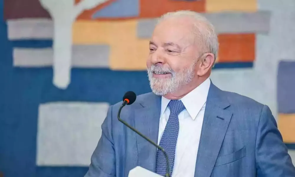 “Esse país só vai dar certo quando a classe média voltar para a escola pública”: Lula ignora desafios reais da educação