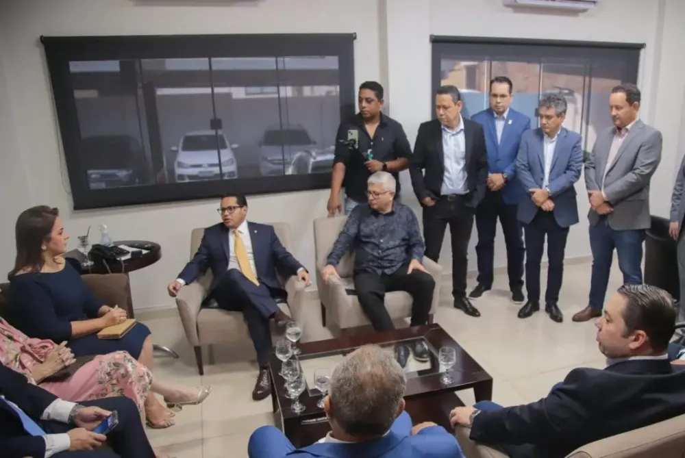 Adriane Lopes enfrenta crise para definir líder na Câmara de Campo Grande