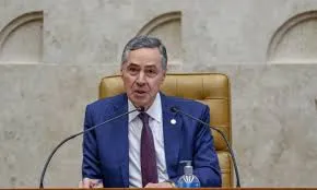 STF e a denúncia contra Bolsonaro: Barroso promete seriedade na análise de provas