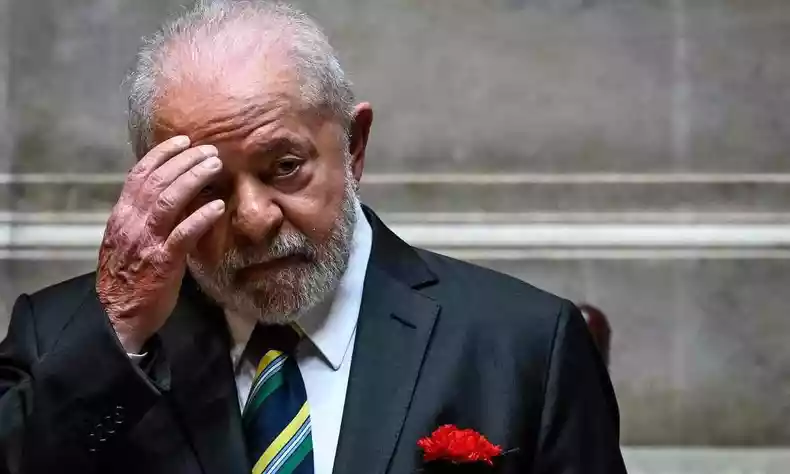 Lula em crise: reforma ministerial a conta-gotas desmoraliza ministros e enfraquece governo