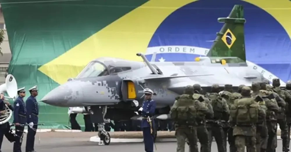 FAB abre concurso com 345 vagas em diversas especialidades e salários de até R$ 8.245