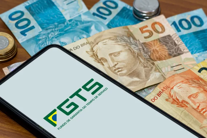 Saque FGTS: Trabalhadores demitidos entre 2020 e 2024 que optaram pelo saque-aniversário podem retirar até R$ 12 bilhões