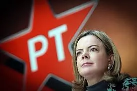 Gleisi Hoffmann acusa 'articulação bolsonarista' de atacar a soberania nacional com lei nos EUA