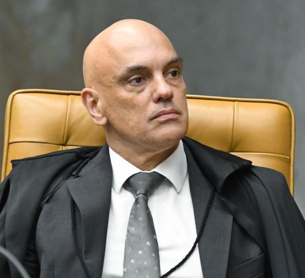 Moraes converte flagrante em preventiva, mantém 140 pessoas presas