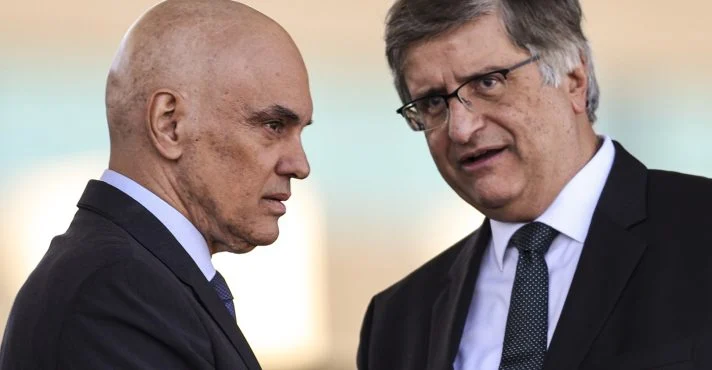 Congresso dos EUA mira em Alexandre de Moraes e mais duas autoridades brasileiras após polêmica sobre censura