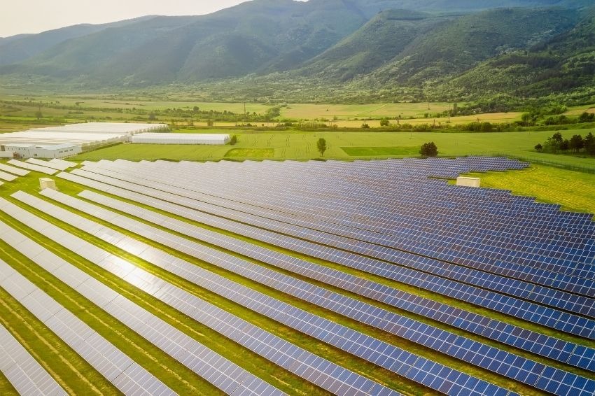 Ilumina Pantanal leva energia solar para 2,8 mil famílias pantaneiras