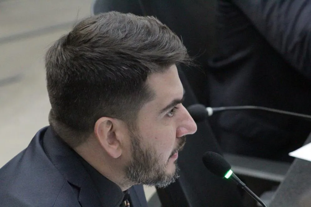 Vereador denuncia banheiros sem gênero na UFMS e cita caso de assédio: “Ataque às mulheres”