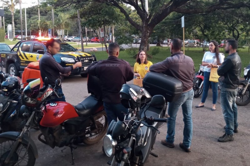 Operação Sossego autua motociclistas na Asa Sul