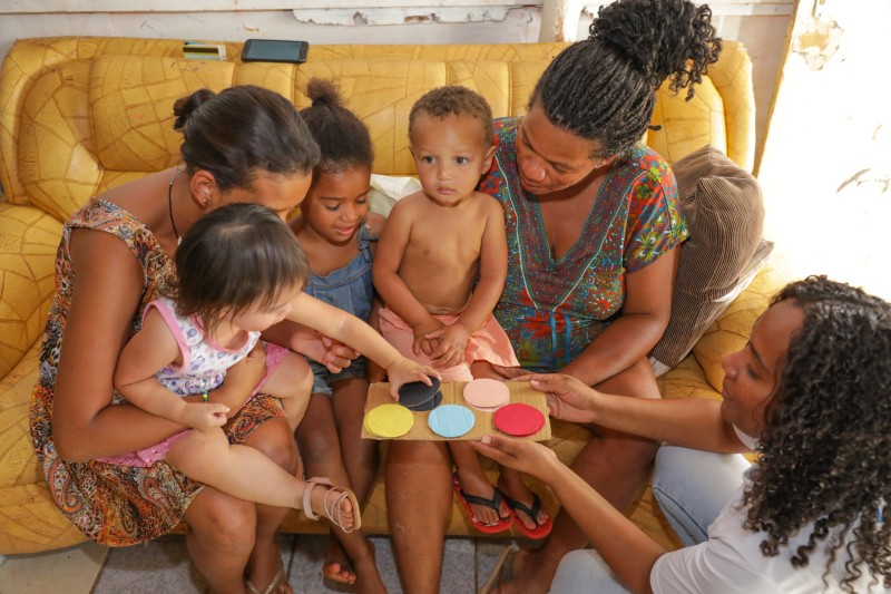 Agentes sociais são os ‘anjos da guarda’ do programa Criança Feliz