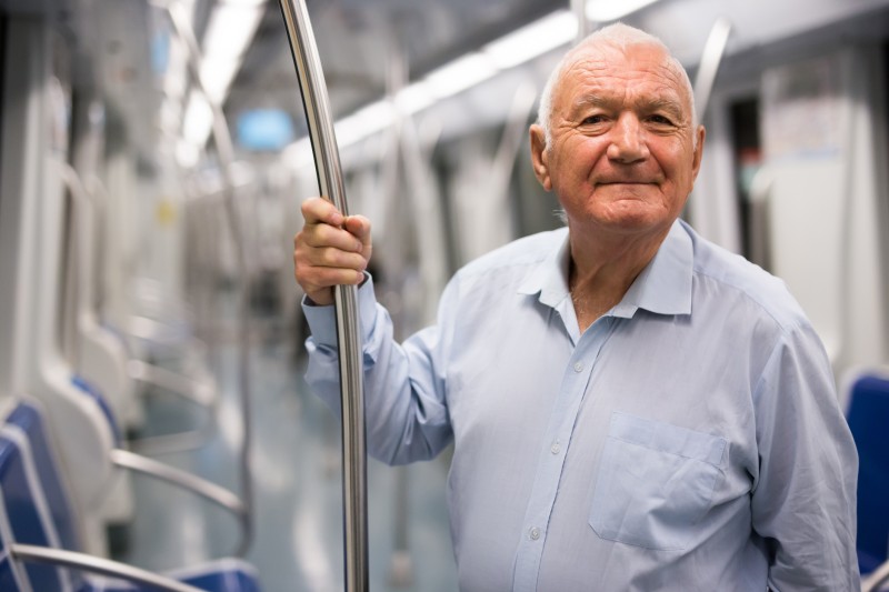 Governo de São Paulo decreta gratuidade nos transportes para idosos de 60 a 65 anos