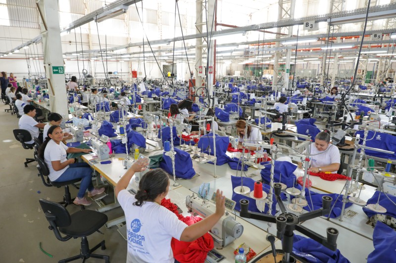 Mais uma turma de costureiras será diplomada pela Fábrica Social 