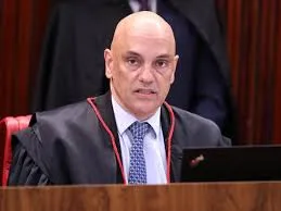Moraes pressiona PGR sobre prisão de Bolsonaro, e silêncio de Gonet gera tensão