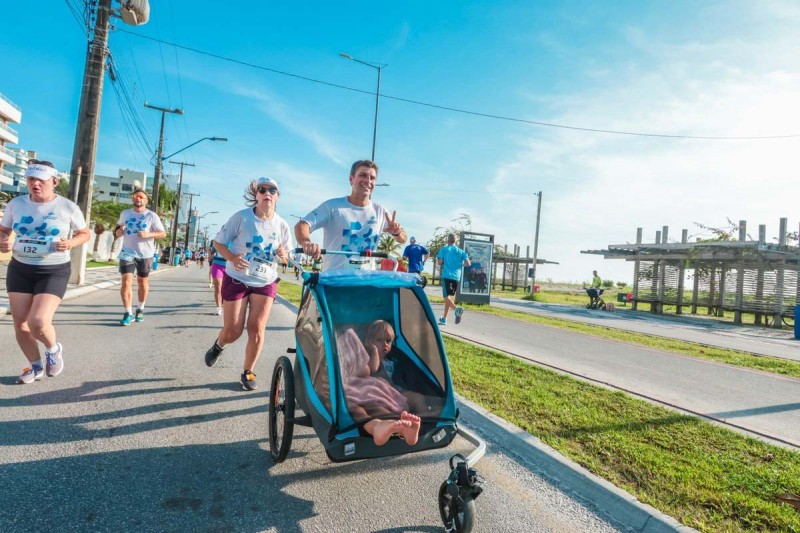 Em domingo de sol, corrida da Sanepar atrai 1.100 participantes em Matinhos