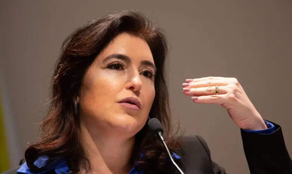 Tebet critica tarifas de Trump e defende alianças com China e Europa como resposta estratégica