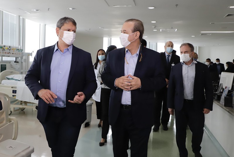 Governo de SP amplia atendimento oncológico para dar agilidade a tratamento no estado