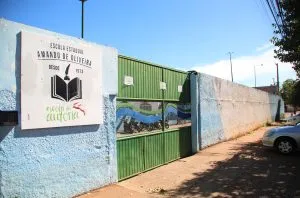 Reforma de R$ 9,4 milhões transforma Escola Estadual Amando de Oliveira