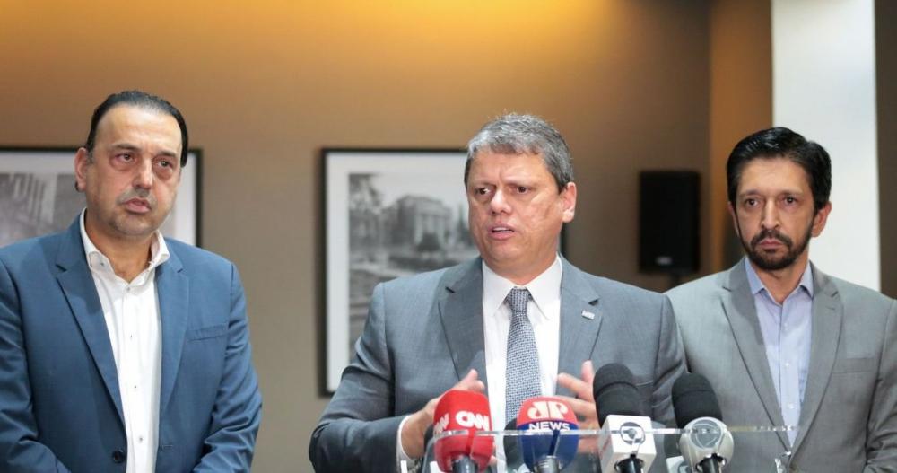 Tarcísio quer internação para tratamento de usuários da Cracolândia