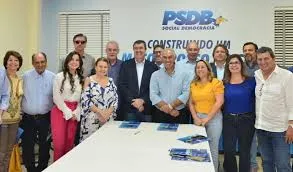 Incorporação do Podemos pelo PSDB altera cenário político e limita trocas partidárias