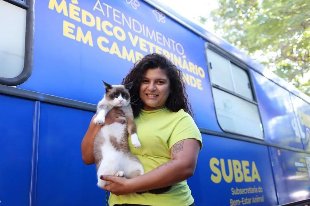 Cuidado gratuito para seu pet: Consultório veterinário móvel chega a bairros de Campo Grande em maio