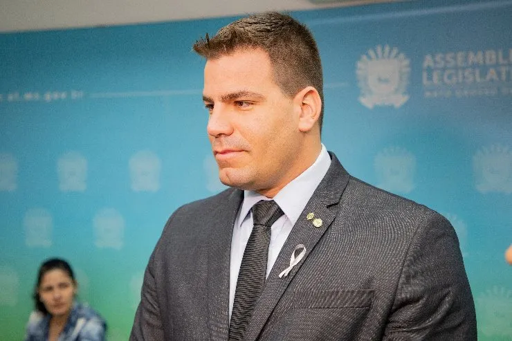 Capitão Contar rejeitado pelo PL, busca aliança com o PP para candidatura a deputado federal