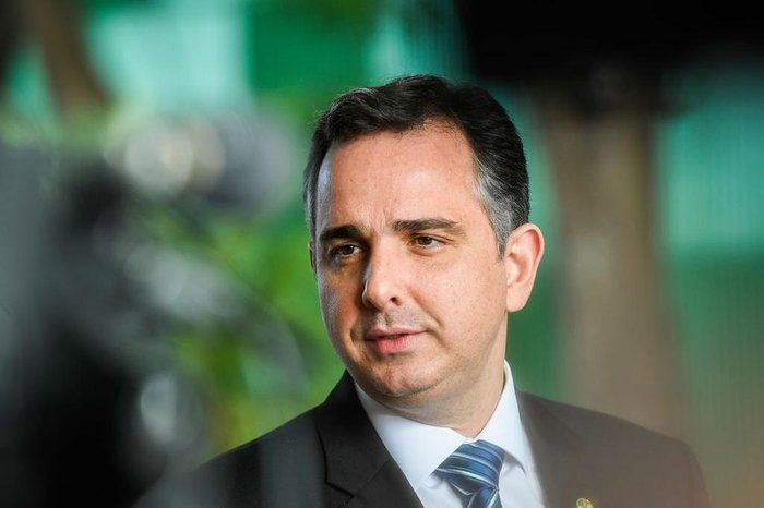 Senado: 5 mil advogados repudiam reeleição de Pacheco e pedem apoio a Marinho