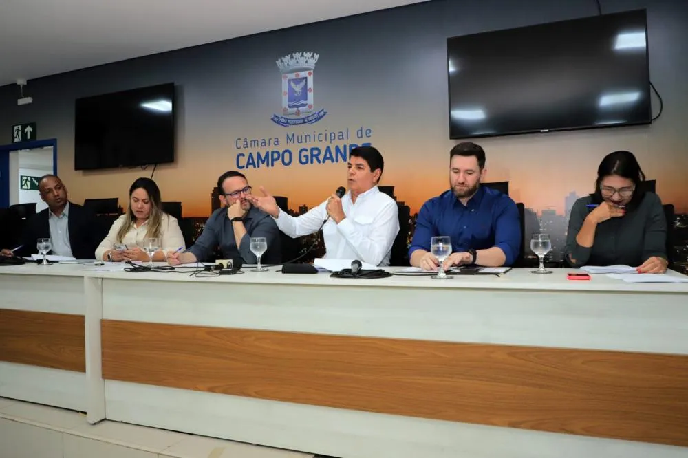 CPI revela que 300 ônibus da frota de Campo Grande estão acima do limite e cobra renovação urgente