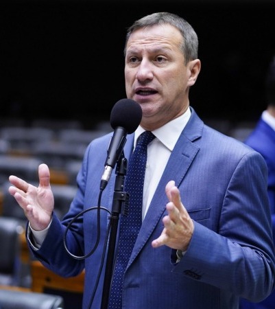 Deputado Sanderson protocola pedido de Impeachment contra Lula