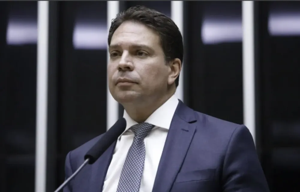 STF expõe divisão em caso Ramagem: Crimes de golpe mantidos, Câmara sob pressão