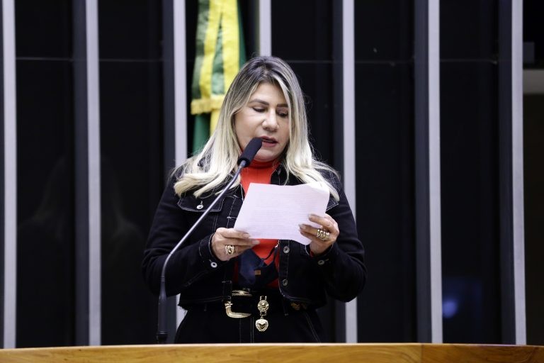 Projeto reserva vagas em universidades para vítimas de violência doméstica e sexual