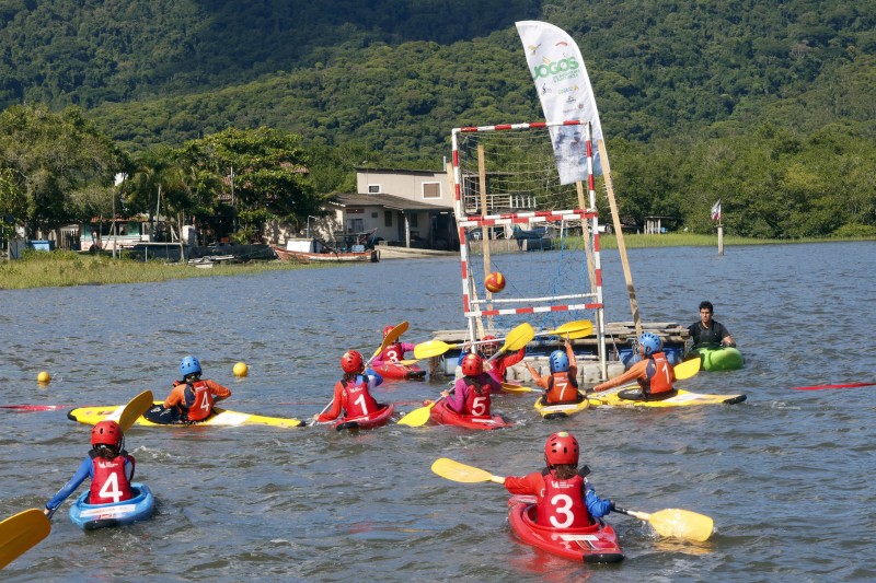 Festival das Águas atrai veranistas e movimenta o turismo em Antonina