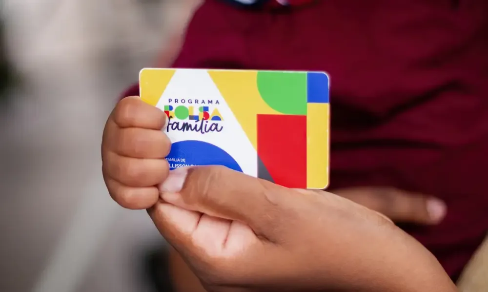 Governo Lula reduz proteção do Bolsa Família e encurta apoio a famílias vulneráveis