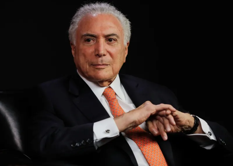 Temer defende Moraes e sugere revisão de penas: “Coragem jurídica para pacificar o país”
