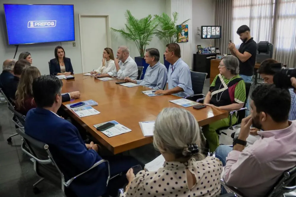 Prefeita Adriane Lopes apresenta projetos estratégicos e busca apoio da bancada federal para Campo Grande