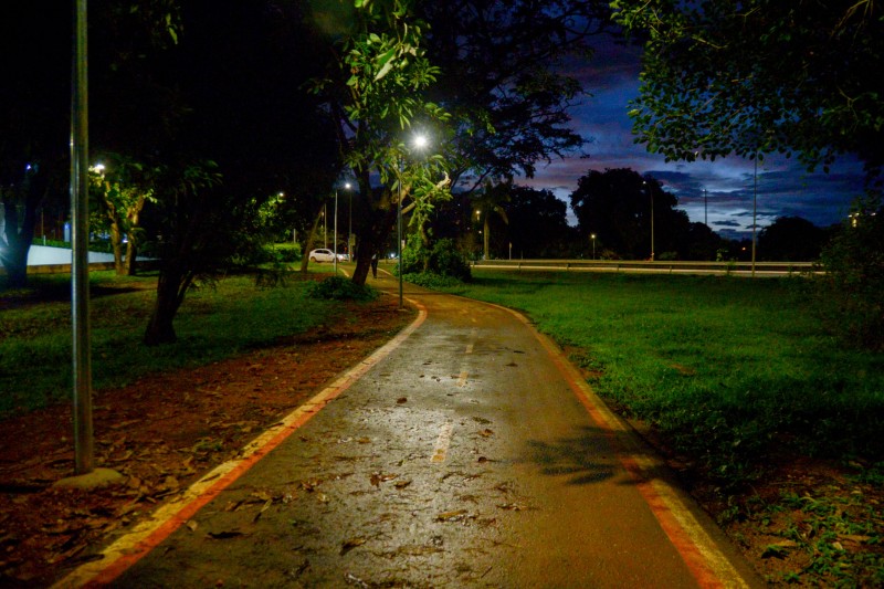 Ciclovia na Asa Norte está mais iluminada e segura