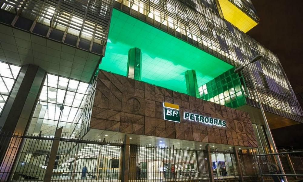 Conselho da Petrobras deve ser substituído somente em 16 de abril