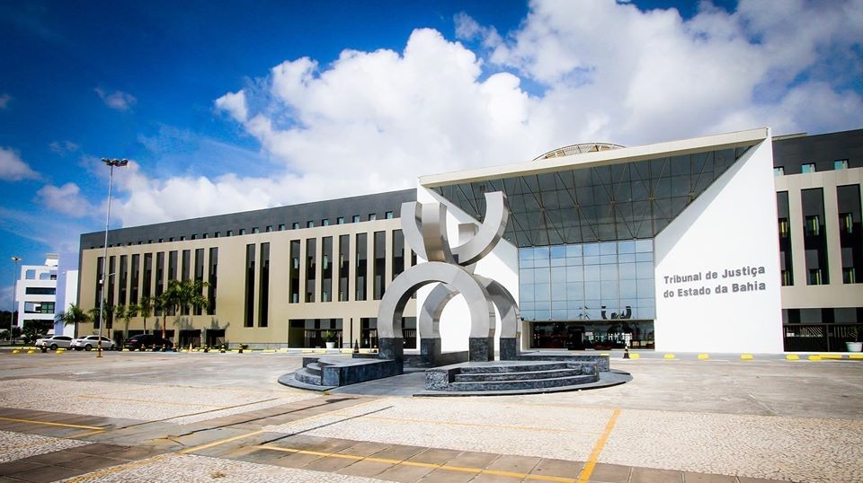 Processo seletivo do Tribunal de Justiça da Bahia veta héteros
