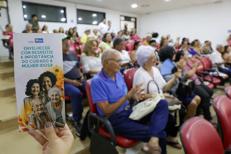 Campo Grande aposta na inclusão digital: curso gratuito para idosos começa nesta semana