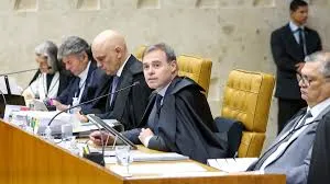 STF sob críticas: Ativismo judicial coloca liberdade de expressão em risco