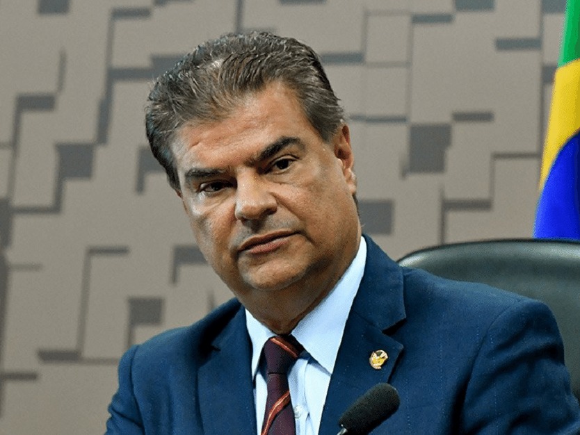 Nelsinho Trad, líder do PSD, declara voto em Rogério Marinho