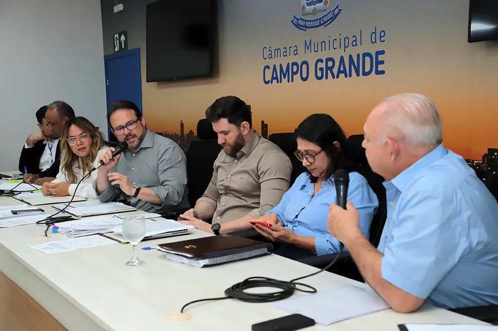 CPI do Transporte expõe irregularidades e acusações de coação contra vereadores