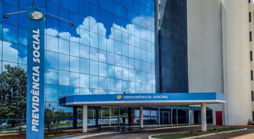 INSS anuncia calendário de ressarcimento para aposentados vítimas de fraudes