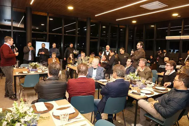 Crescimento industrial em foco: governador e Fiems debatem qualificação de mão de obra no MS