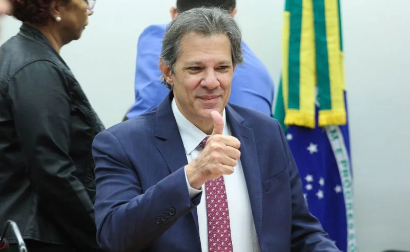 Haddad intensifica críticas a Bolsonaro, mas dados desmontam narrativa sobre “herança maldita”