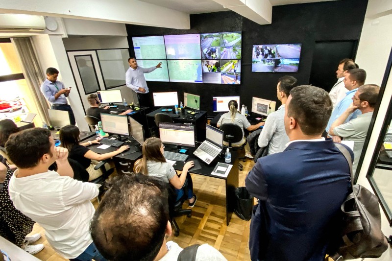 Programas do Paraná na malha rodoviária chamam a atenção do Governo de Minas Gerais