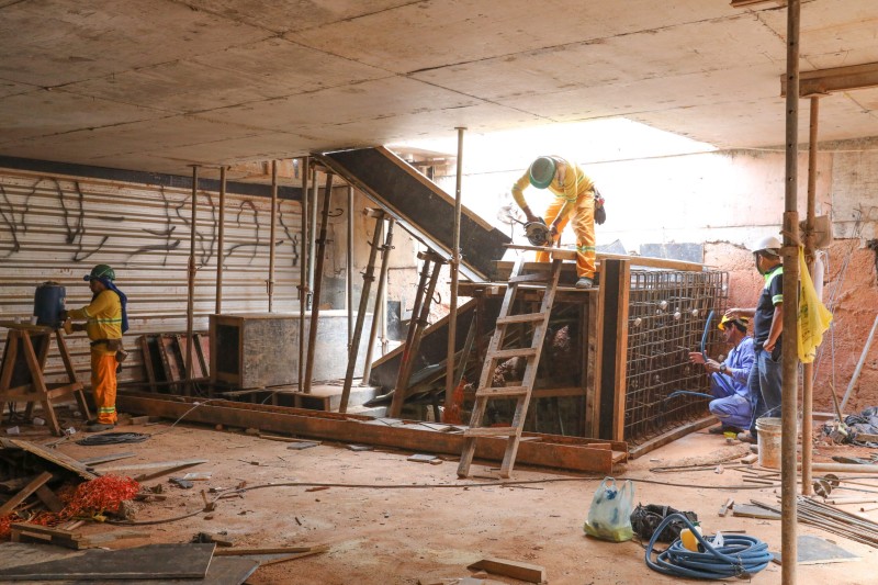Segunda escada de incêndio do Túnel de Taguatinga está em construção