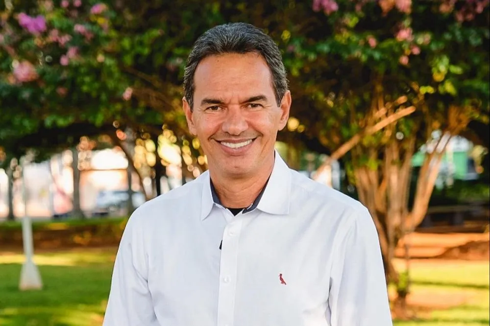 TJMS corrige decisão e livra Marquinhos Trad de multa de R$ 500 mil por uso irregular de comissionados