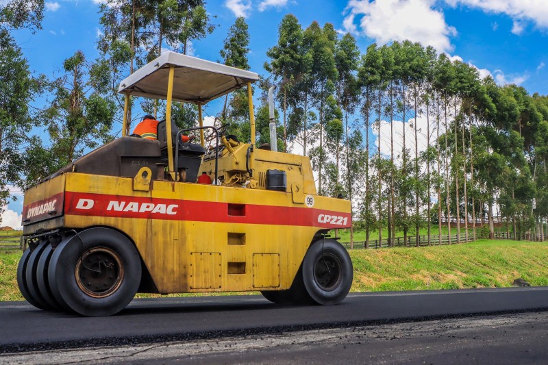 DER/PR assina contrato de R$ 40,5 milhões para conservação de rodovias no Norte e Vale do Ivaí