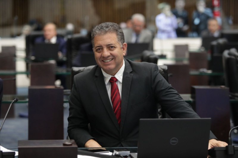 Prevenir incêndios e preservar vidas são os objetivos da lei do deputado Cobra Repórter