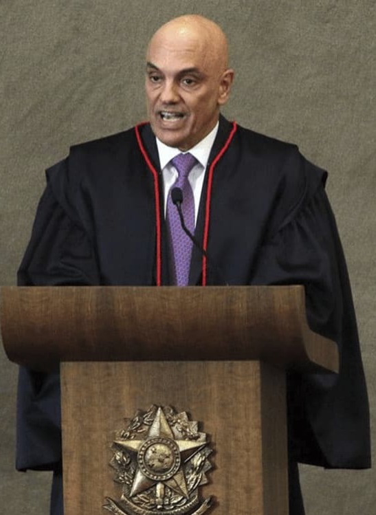 Moraes faz Globo perder sigilo da fonte para liberar entrevista de Do Val