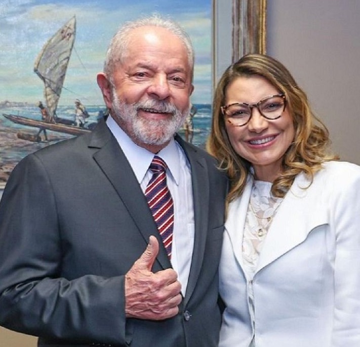 Presidência da República compra 11 móveis de luxo sem licitação